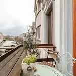 شقة Grand Waterfront With Private Terrace On The Leie Canal خنت