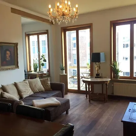 Apartment Breathtaking Views In Heart Of Ghent