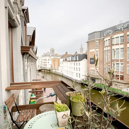 Grand Waterfront With Private Terrace On The Leie Canal Apartment