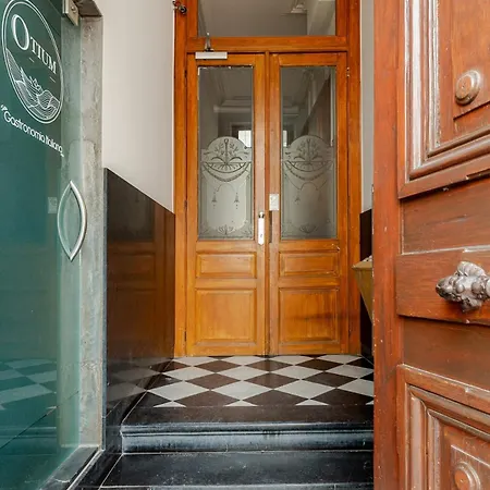 Grand Waterfront With Private Terrace On The Leie Canal Gent