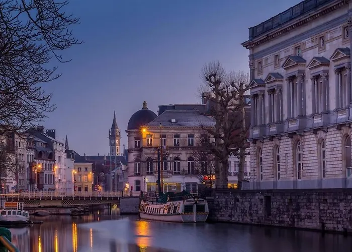 Grand Waterfront Suite With Private Terrace On The Leie Canal