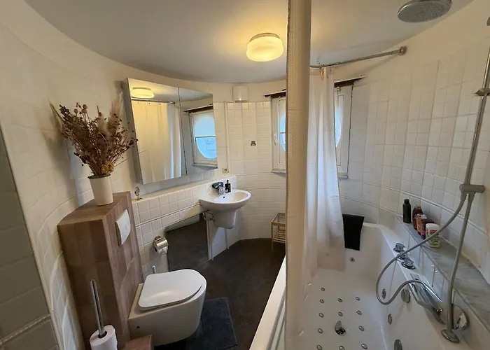 Apartamento Grand Waterfront Suite With Private Terrace On The Leie Canal *